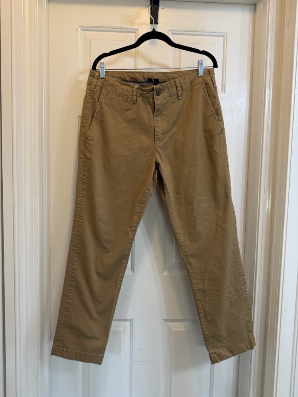American Eagle Outfitters Men's Khaki Chino Pants - Tan